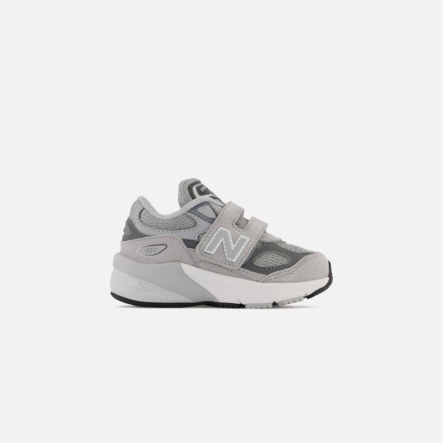 Grey / Silver Kids\' Kith New Balance PS FuelCell 990v6 Sneakers | 0639-IKAVX
