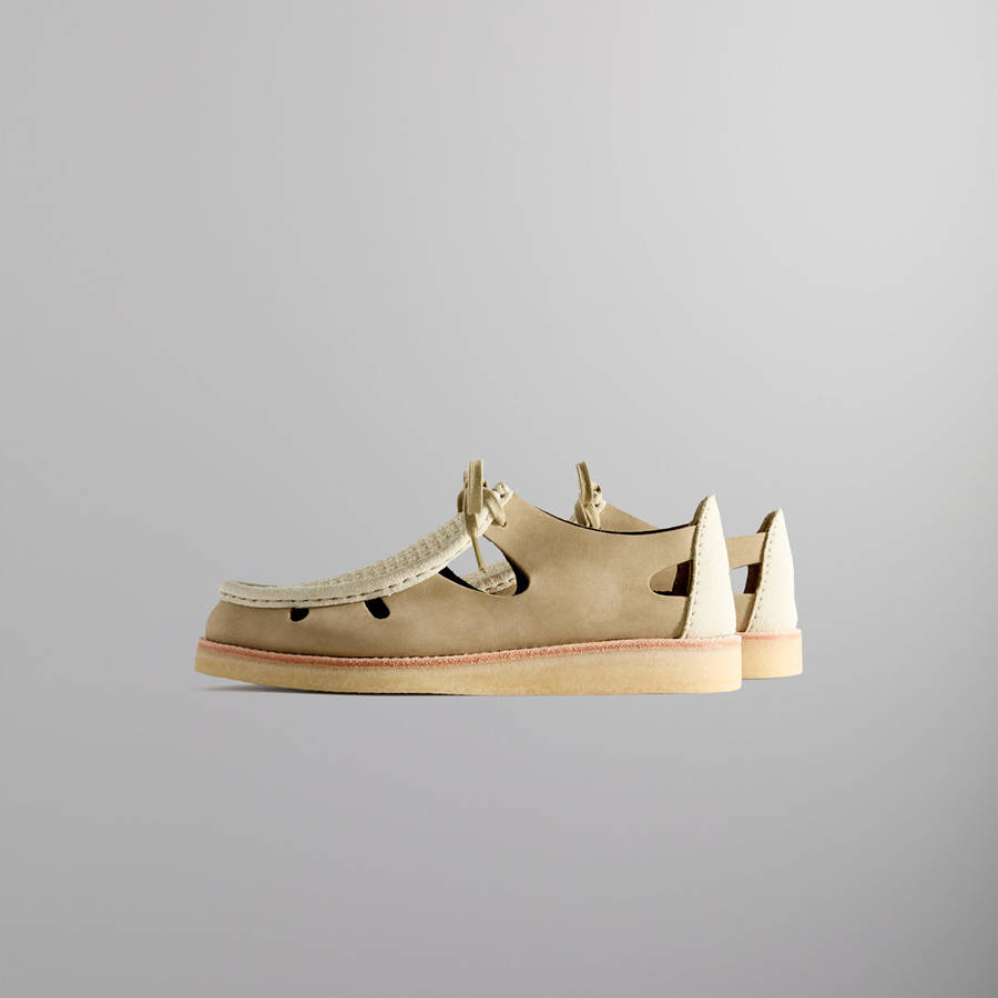 Khaki Men Kith 8th St by Ronnie Fieg for Clarks Originals Brixham Sandals | 8495-XWAYG