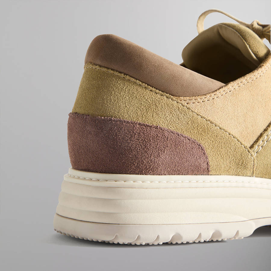 Khaki Men Kith 8th St by Ronnie Fieg for Clarks Originals Sunderland Sneakers | 0972-ZKMSG
