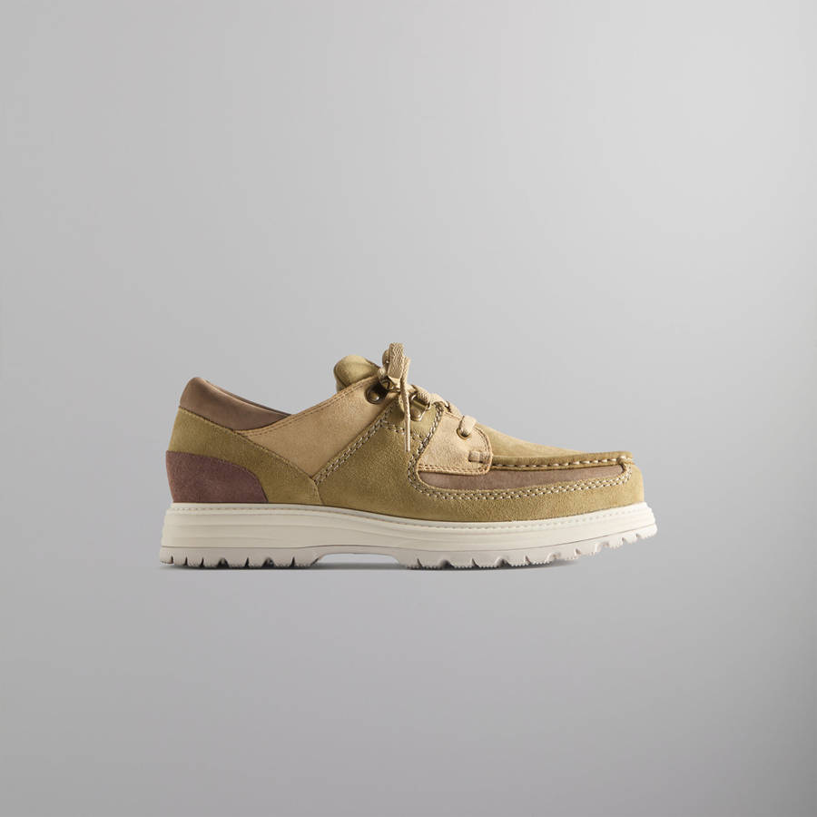 Khaki Women Kith 8th St by Ronnie Fieg for Clarks Originals Sunderland Sneakers | 4601-AGLYB
