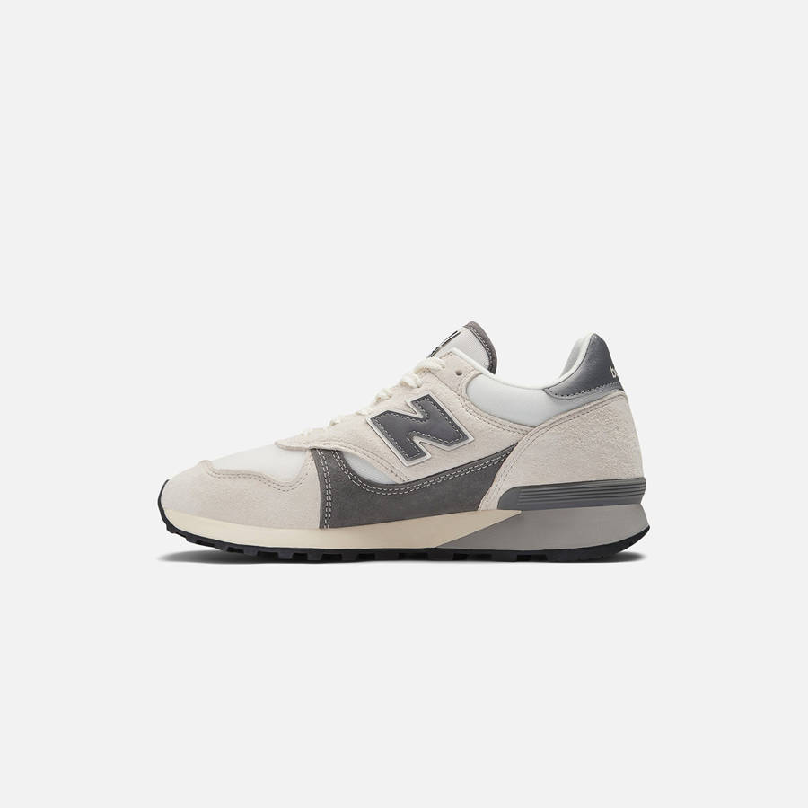 Light Blue Men Kith New Balance 475 Sneakers | 2074-PCHXI