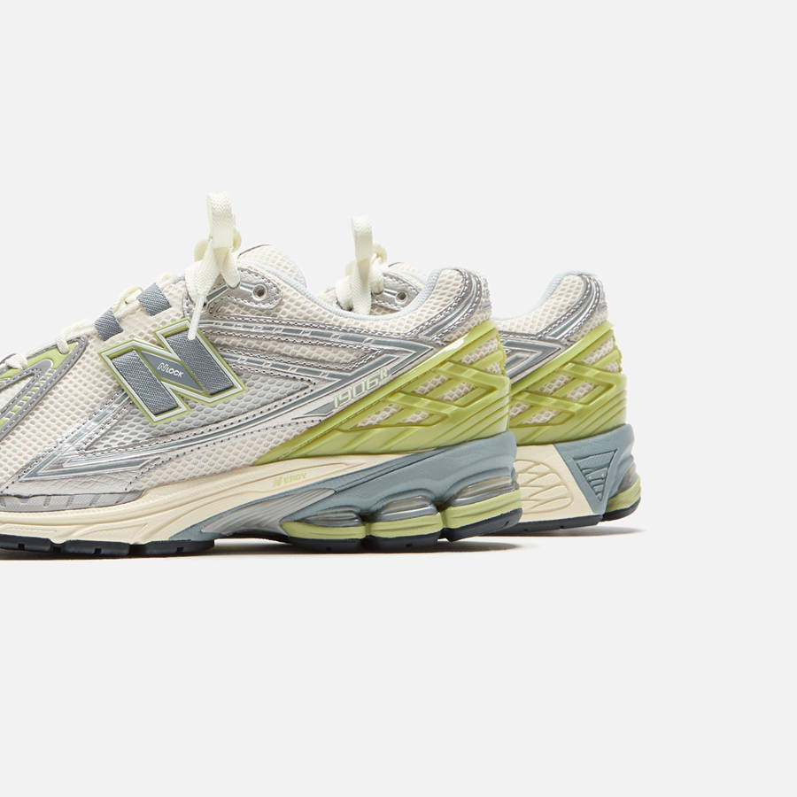 Light Blue / Green / Grey Men Kith New Balance 1906R Sneakers | 2149-LXRFD