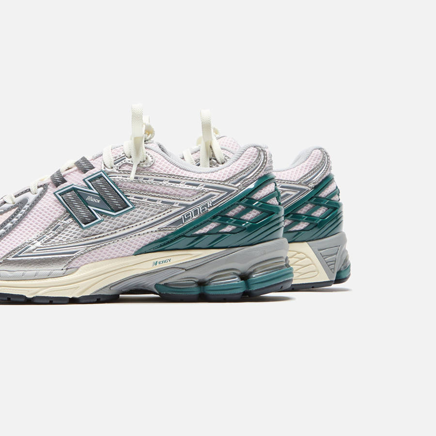 Light Blue / Green / Grey Men Kith New Balance 1906R Sneakers | 1207-QSVPX