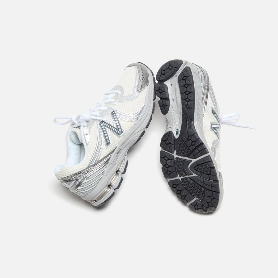 Light Blue / Grey Men Kith New Balance 860v2 Sneakers | 1850-TJEKR