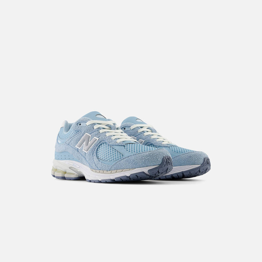 Light Blue / White Men Kith New Balance 2002R Sneakers | 0248-OBTCJ