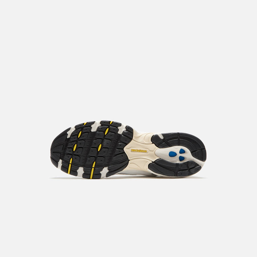 Light Blue / White / Lemon Men Kith New Balance 530 Sneakers | 6037-THVIY