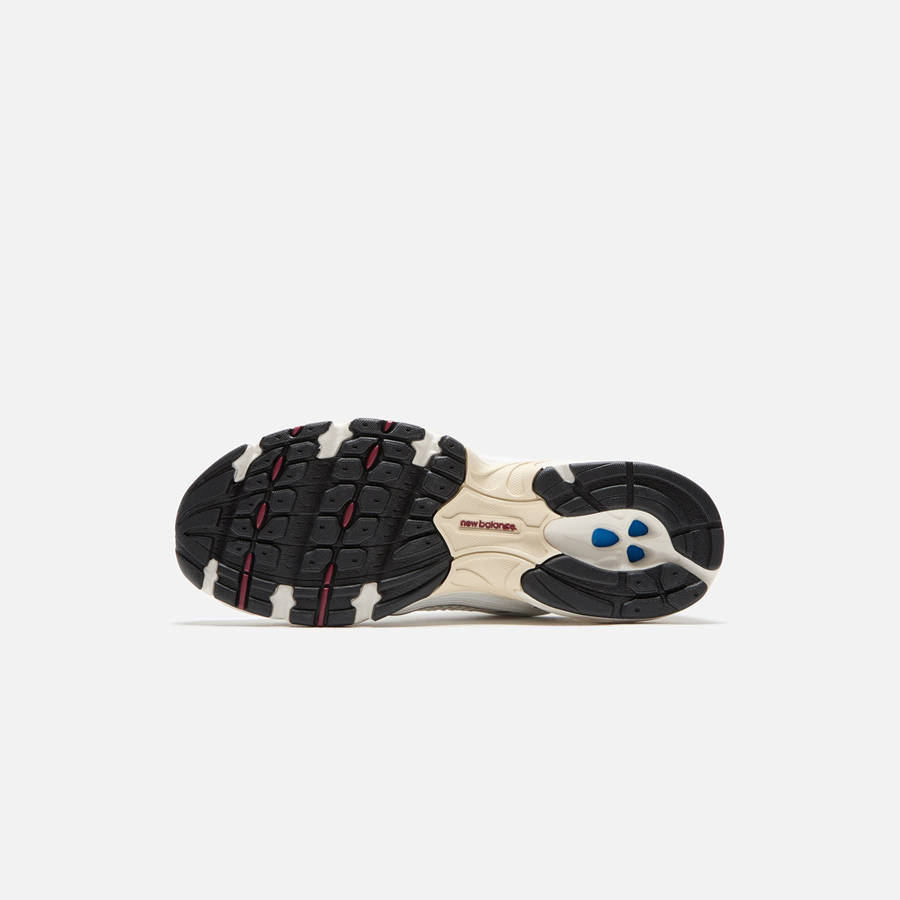 Light Blue / White / Red Men Kith New Balance 530 Sneakers | 5312-RLHZY