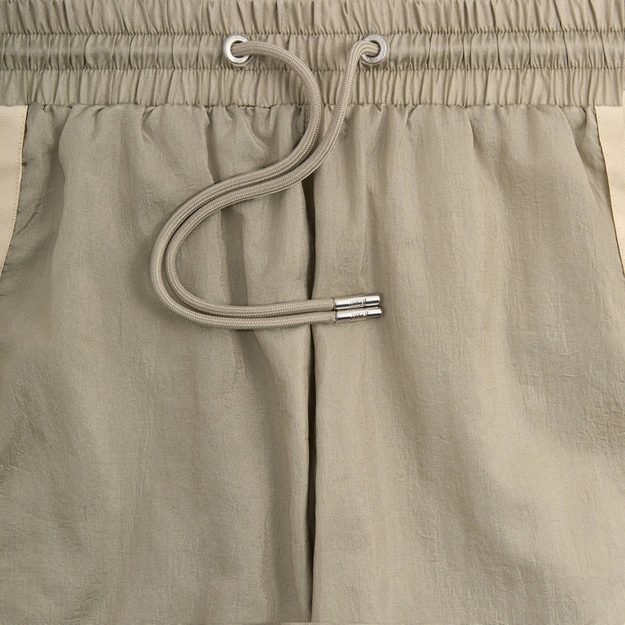 Light Green Men Kith Washed Dylan Shorts | 5931-UOTQZ