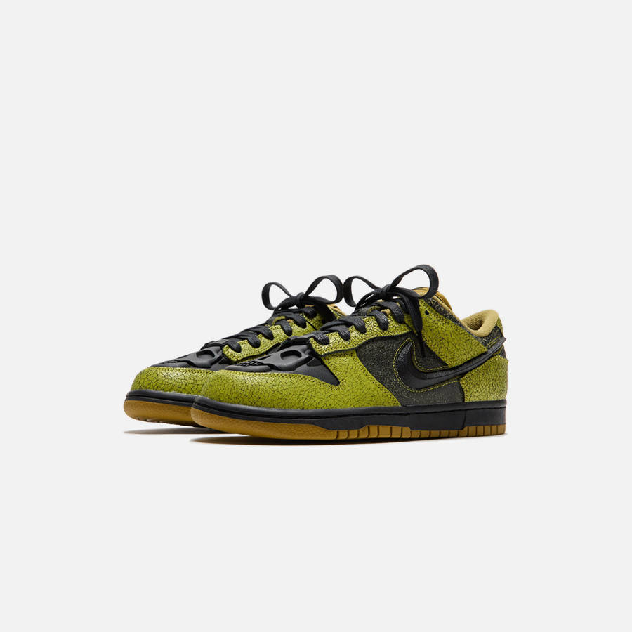 Light Green / Black / Yellow Men Kith Nike Dunk Low Retro QS Sneakers | 2451-EIQRH