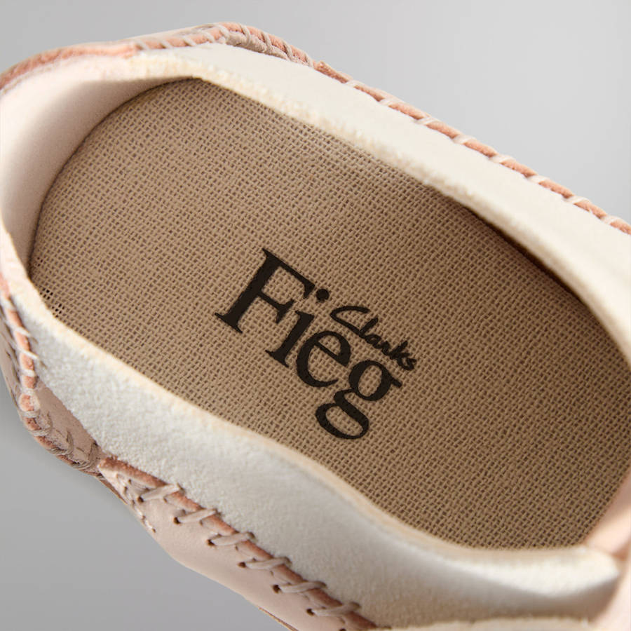 Light Pink Men Kith 8th St by Ronnie Fieg for Clarks Originals Ridgevale Sandals | 1739-IKHGR