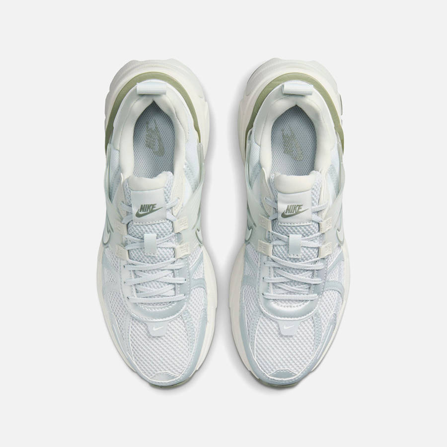 Light Silver / White Women Kith Nike WMNS V2K Run Sneakers | 3528-KZPJB