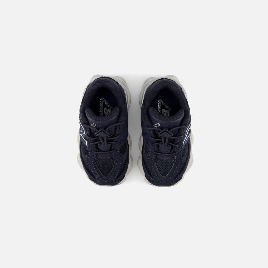 Navy Kids' Kith New Balance Infant 9060 Sneakers | 1670-IATMJ