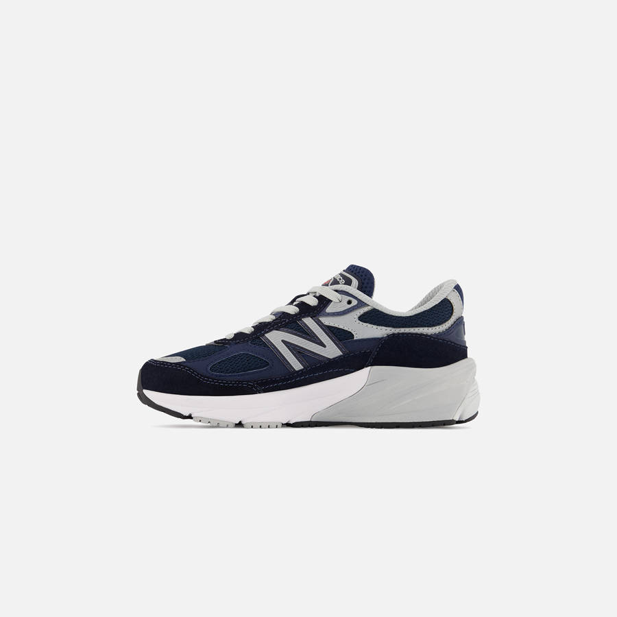Navy Kids' Kith New Balance Pre-School Made in USA 990v6 Sneakers | 3841-VRETD