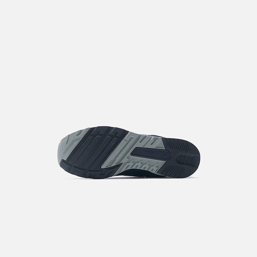 Navy Men Kith New Balance Made in UK 1500 Sneakers | 9268-SBLIU