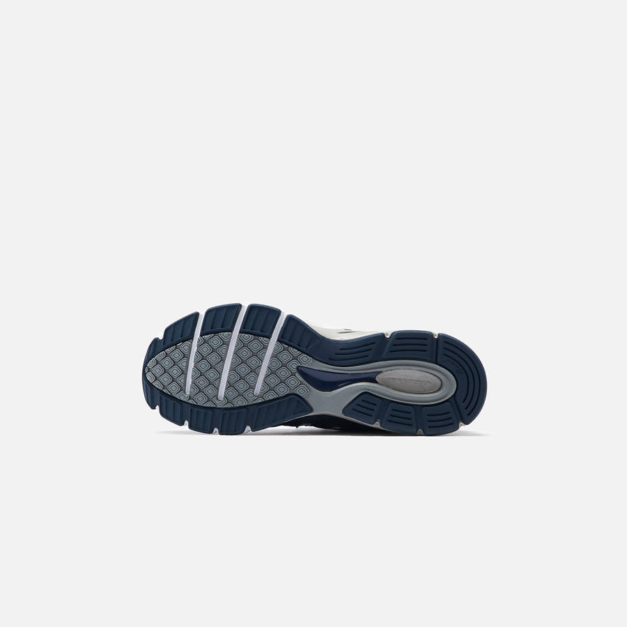 Navy Men Kith New Balance Made in USA 990v4 Sneakers | 2436-YBVNK