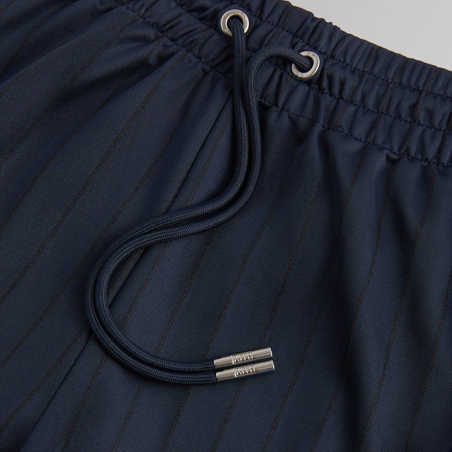 Navy Men Kith New York Wesley Soccer Shorts | 2148-IJDVP