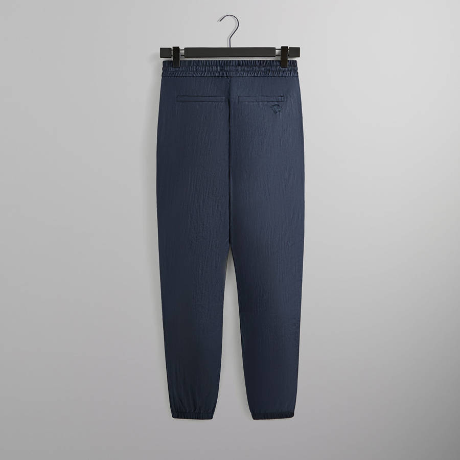 Navy Men Kith for the New York Knicks Nylon Pants | 9720-SZABE