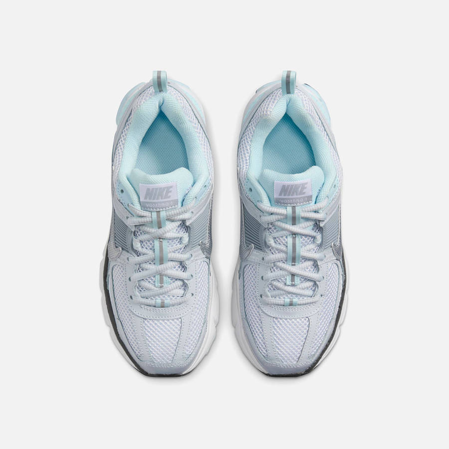 Platinum / Blue / Grey / Silver Kids' Kith Nike GS Vomero 5 Sneakers | 6253-GMCHR