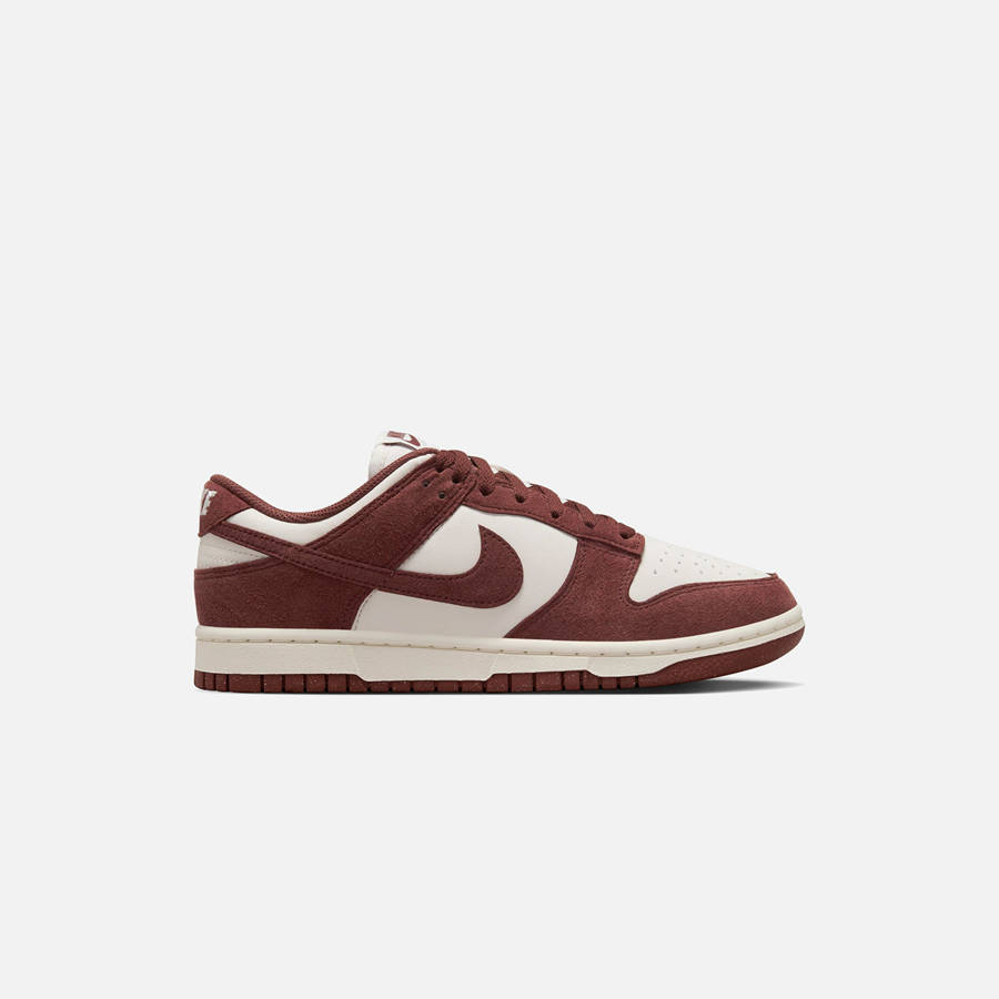 Red / White Men Kith Nike Dunk Low Sneakers | 3298-SECXH