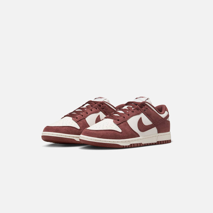 Red / White Men Kith Nike Dunk Low Sneakers | 3298-SECXH
