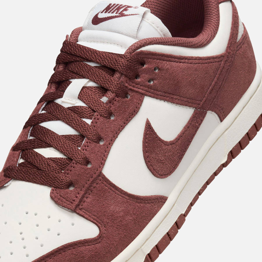 Red / White Men Kith Nike Dunk Low Sneakers | 3298-SECXH