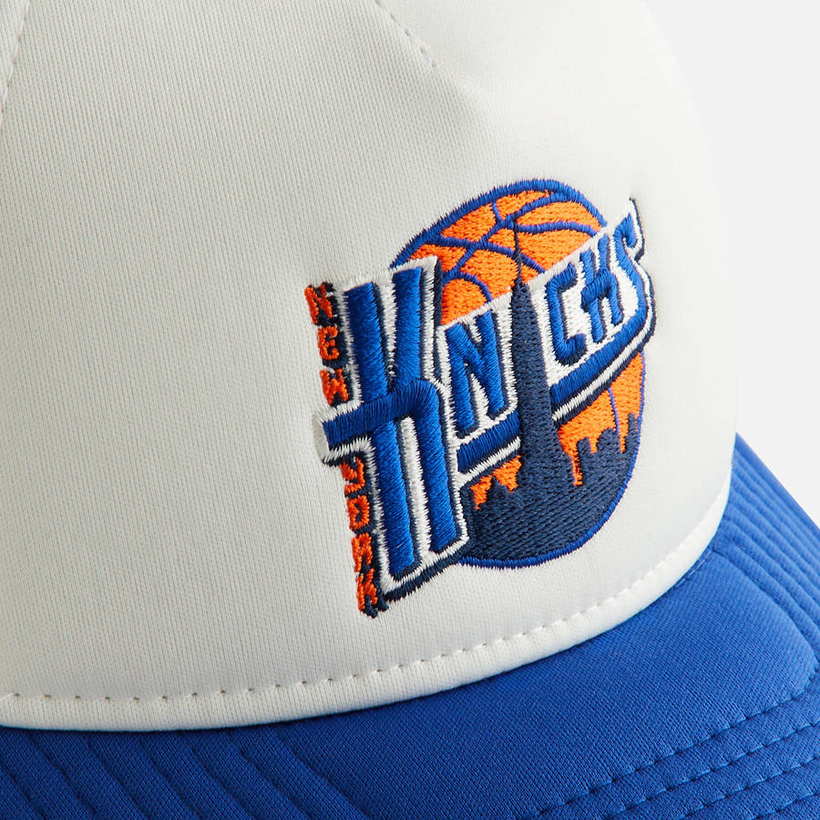 Royal Kids' Kith and New Era for the New York Knicks Skyline Trucker Cap Headwear | 8623-SELBH