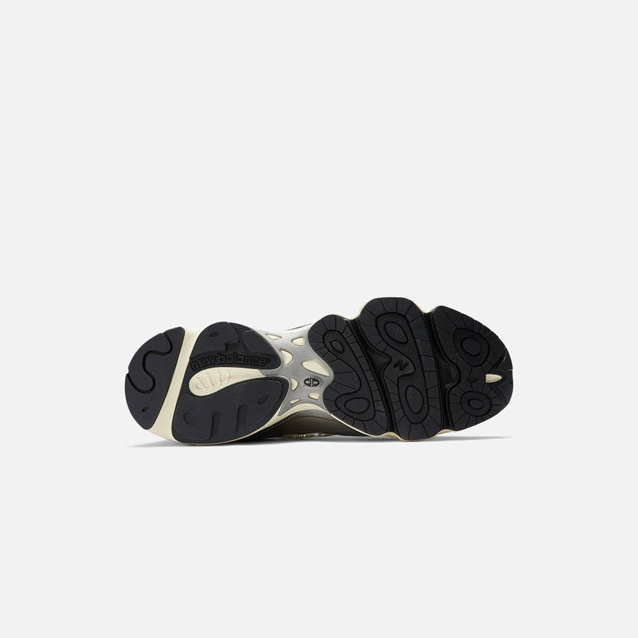 Silver Men Kith New Balance M1000 Sneakers | 5902-XPKLC