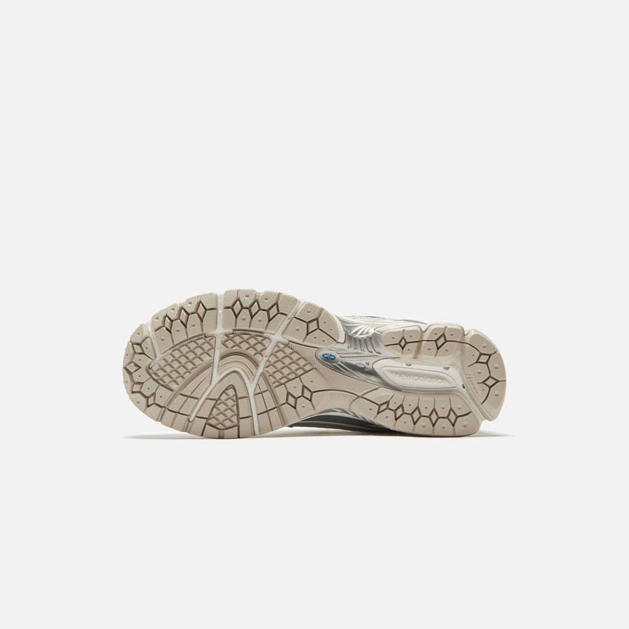 Silver / Light Blue Women Kith New Balance 1906R Sneakers | 8345-PHZSX