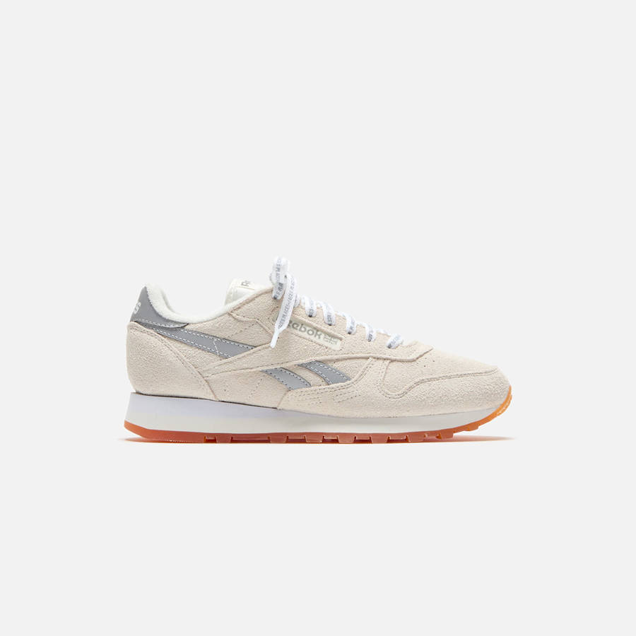 Silver / White Men Kith Reebok x Place+Faces Classic Leather Sneakers | 8093-NEHLP