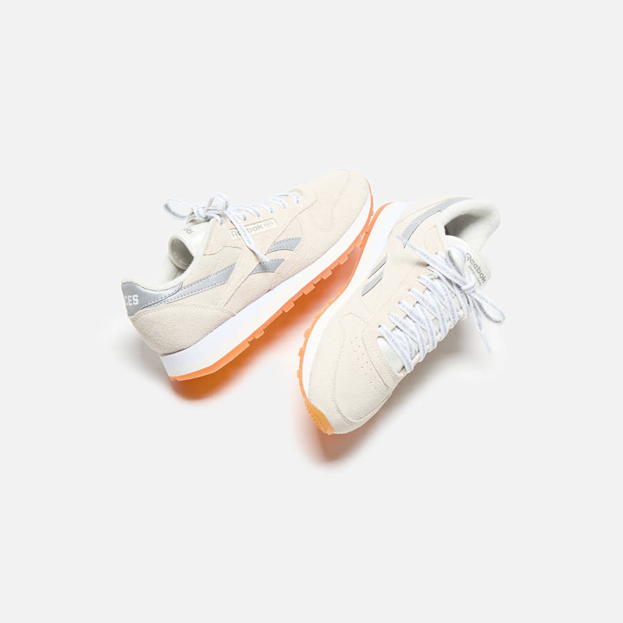 Silver / White Men Kith Reebok x Place+Faces Classic Leather Sneakers | 8093-NEHLP