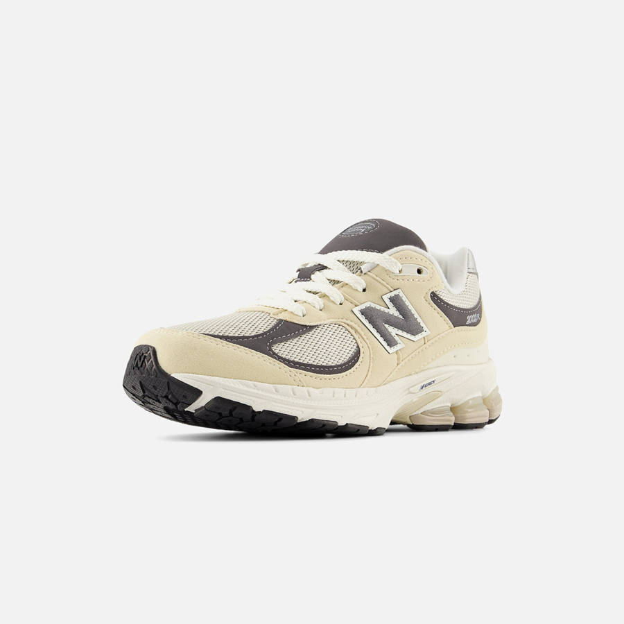 White Kids' Kith New Balance GS 2002R Sneakers | 1346-CAGXL
