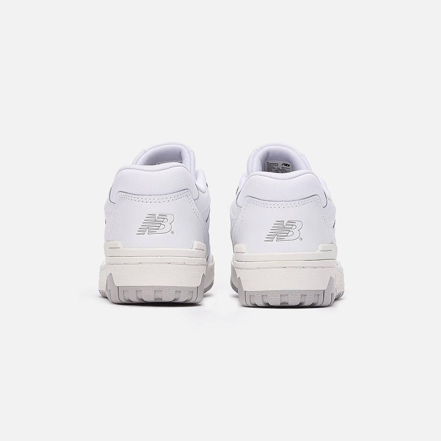 White Kids' Kith New Balance Grade School 550 Sneakers | 5067-VKYGO