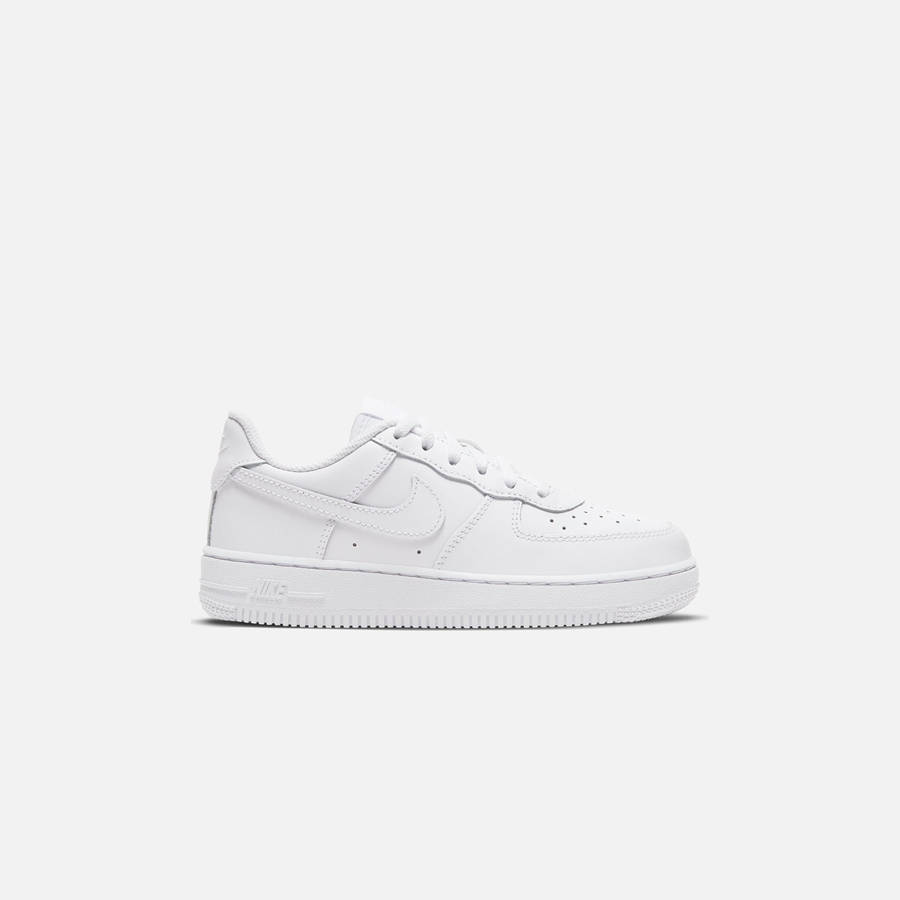 White Kids' Kith Nike Pre-School Air Force 1 LE Sneakers | 7815-TRZOE