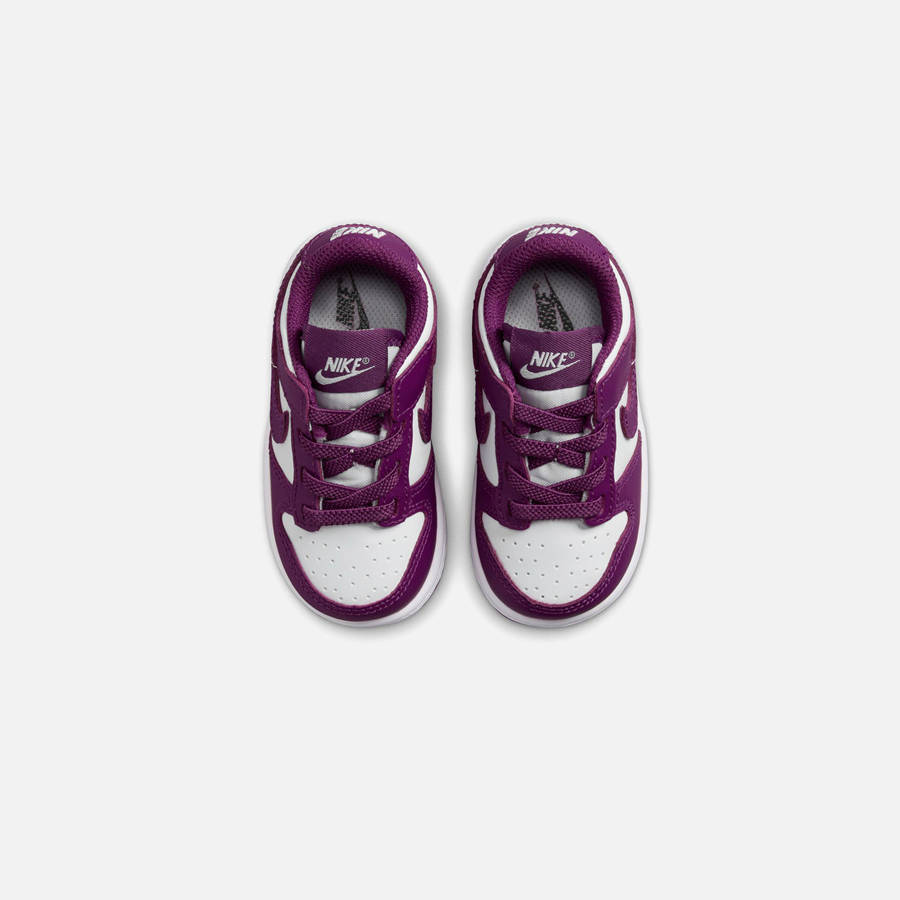 White Kids' Kith Nike TD Dunk Low Sneakers | 0713-SMJHK