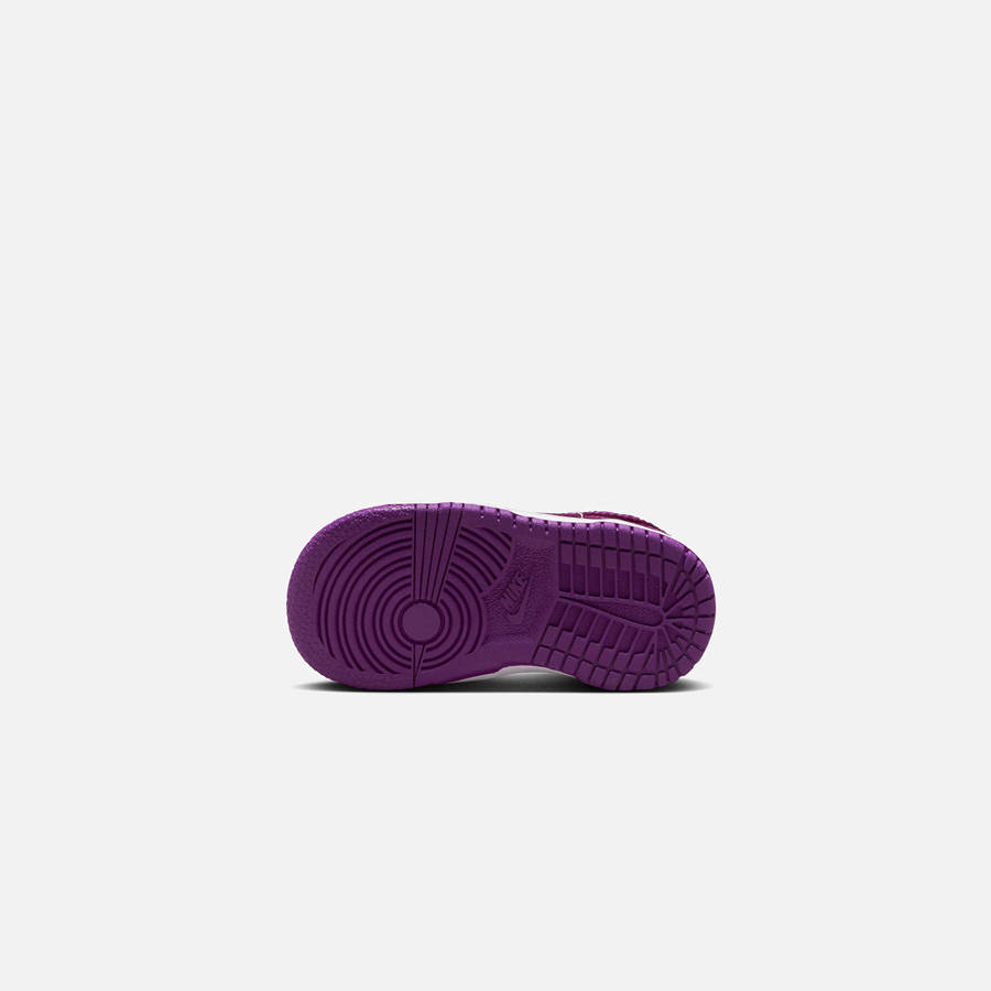 White Kids' Kith Nike TD Dunk Low Sneakers | 0713-SMJHK