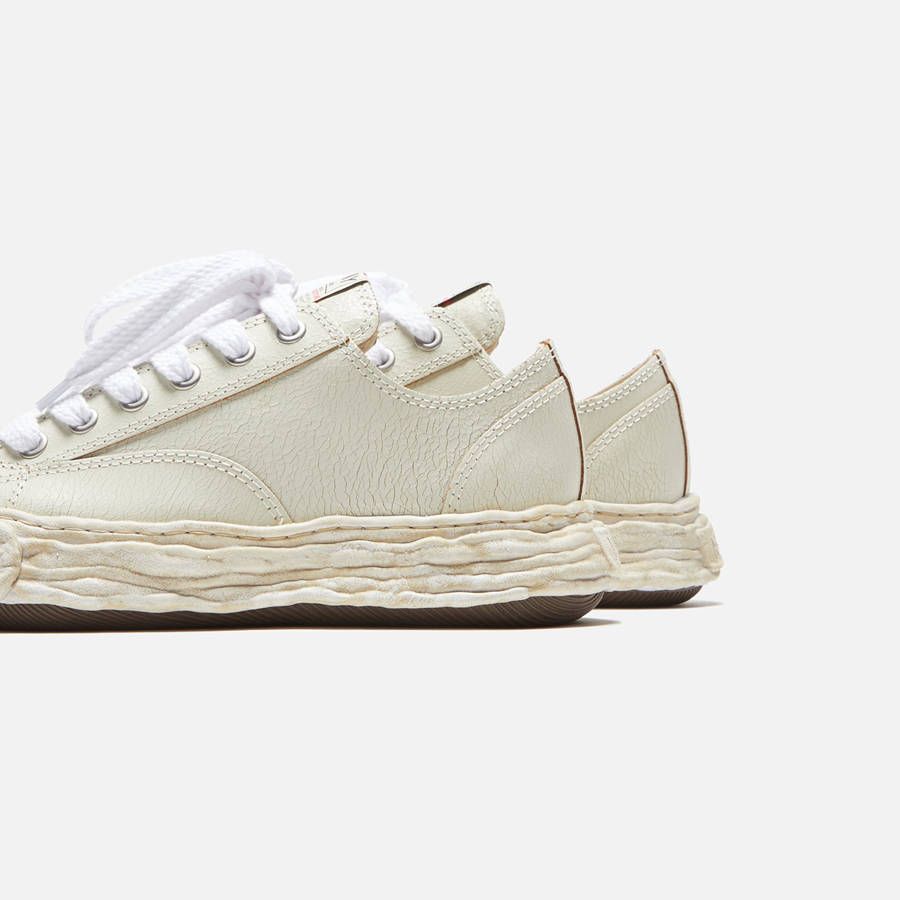 White Men Kith Mihara Yasuhiro Peterson Low 23 Cracking Leather Sneakers | 7032-NEJXS