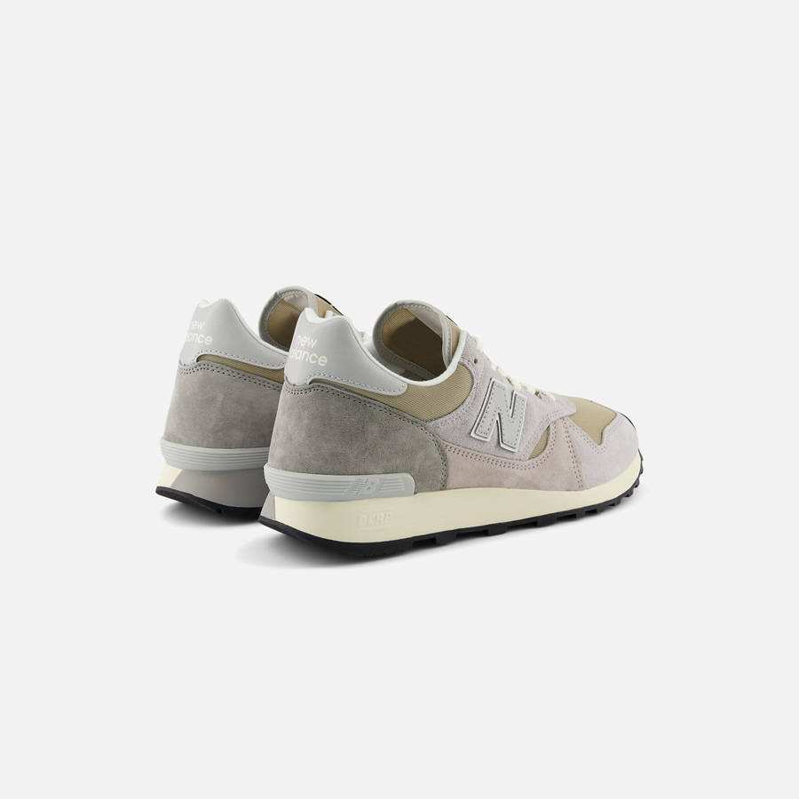 White Men Kith New Balance M475 Sneakers | 0671-UPIQS