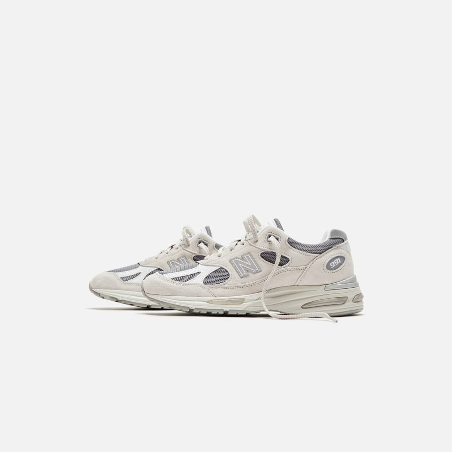 White Men Kith New Balance Made in UK 991v2 Sneakers | 9801-HDMOU