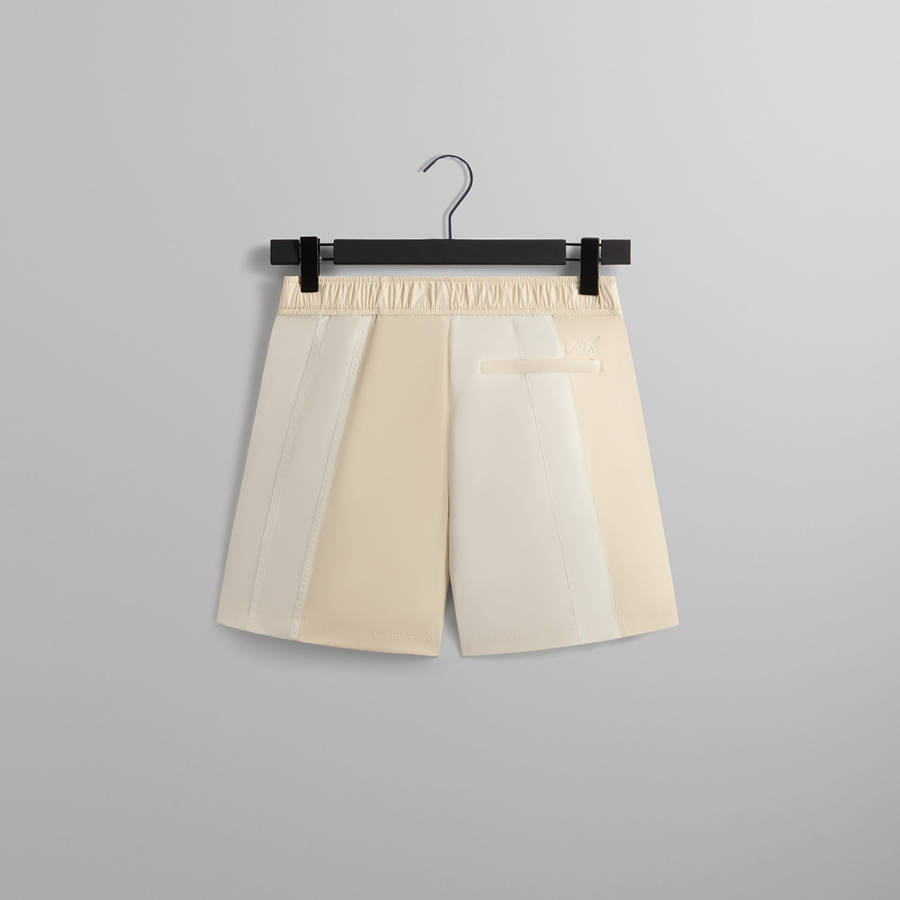 White Men Kith Transitional Active Mason Shorts | 7435-MVTSX