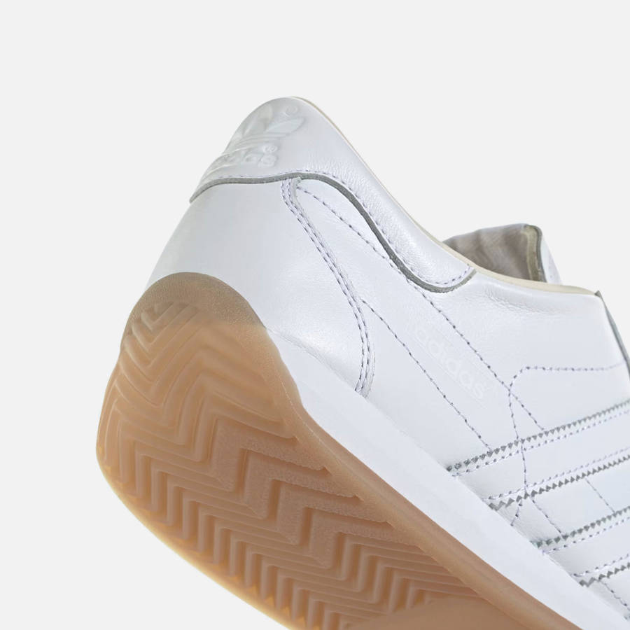 White Men Kith adidas Country Japan Sneakers | 9316-QJRES