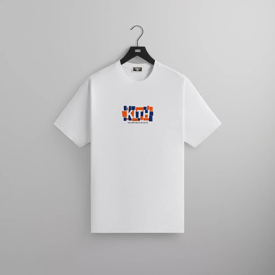 White Men Kith for the Brooklyn Museum Exhibit T-Shirt | 2948-ZUBHF