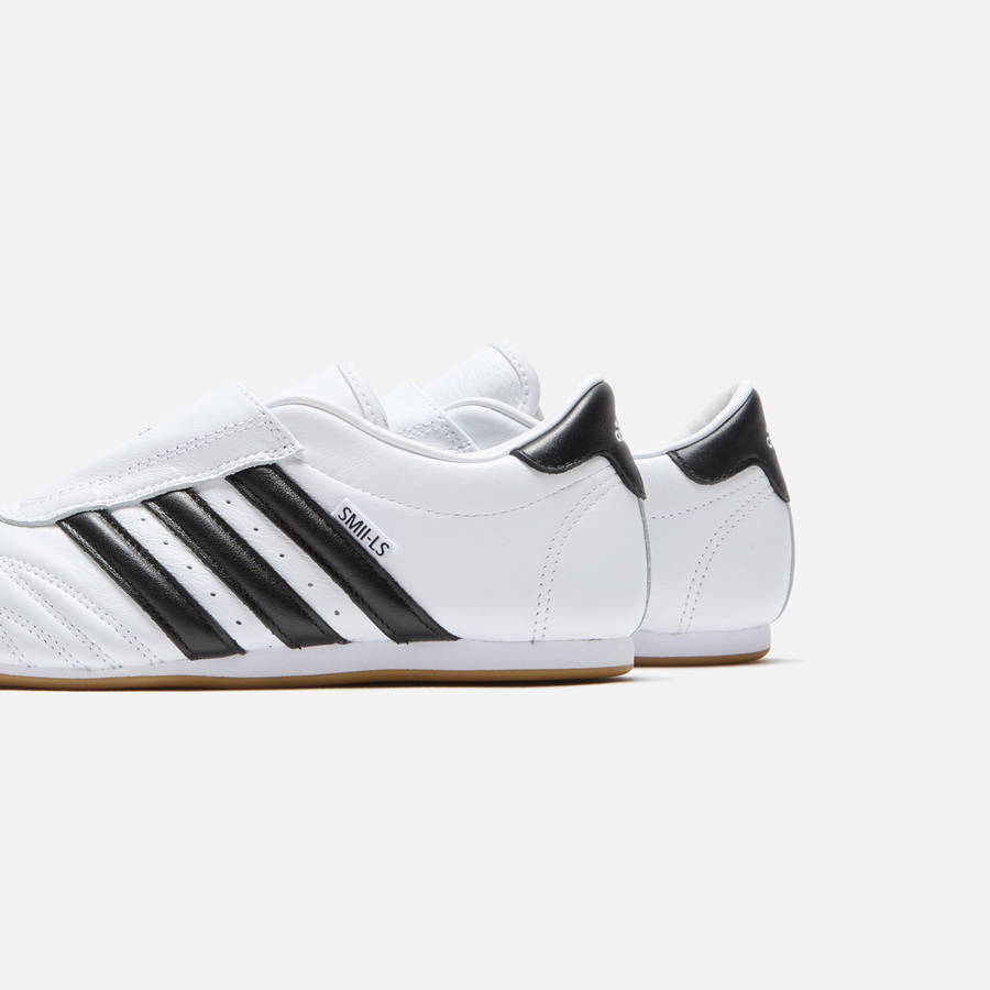 White Women Kith adidas WMNS Taekwondo Sneakers | 4053-LIZJS