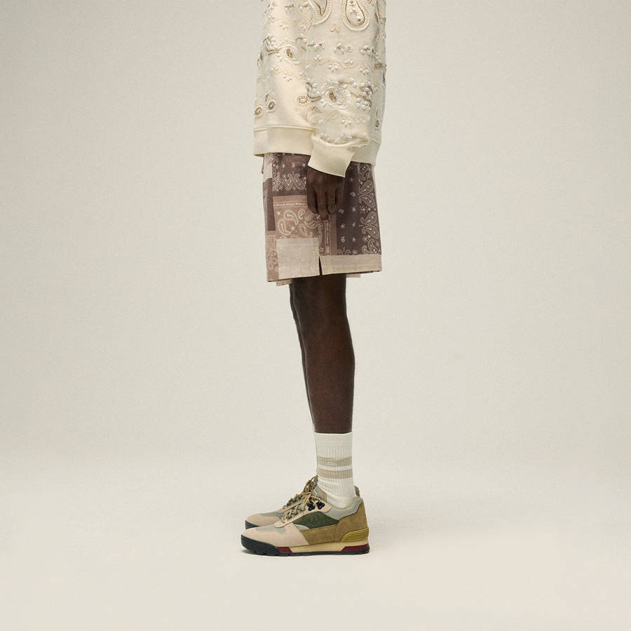 White / Beige Men Kith Washed Cotton Bandana Active Shorts | 7269-ZYFBK