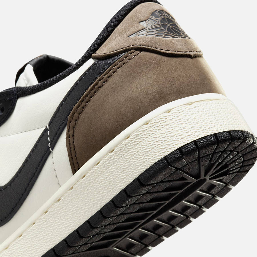 White / Black Kids' Kith Jordan GS Air Jordan 1 Low OG Sneakers | 9320-RMPWQ