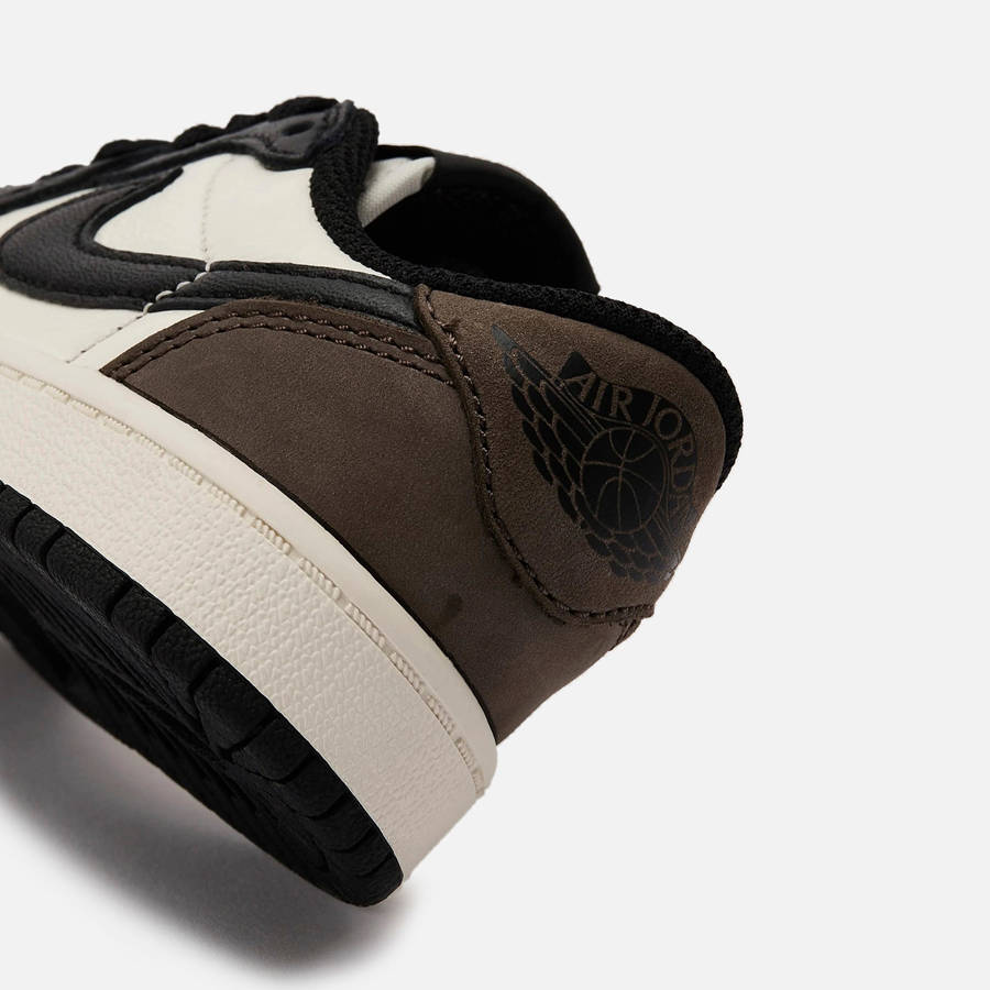 White / Black Kids' Kith Jordan PS Air Jordan 1 Low OG Sneakers | 9315-OZTFA