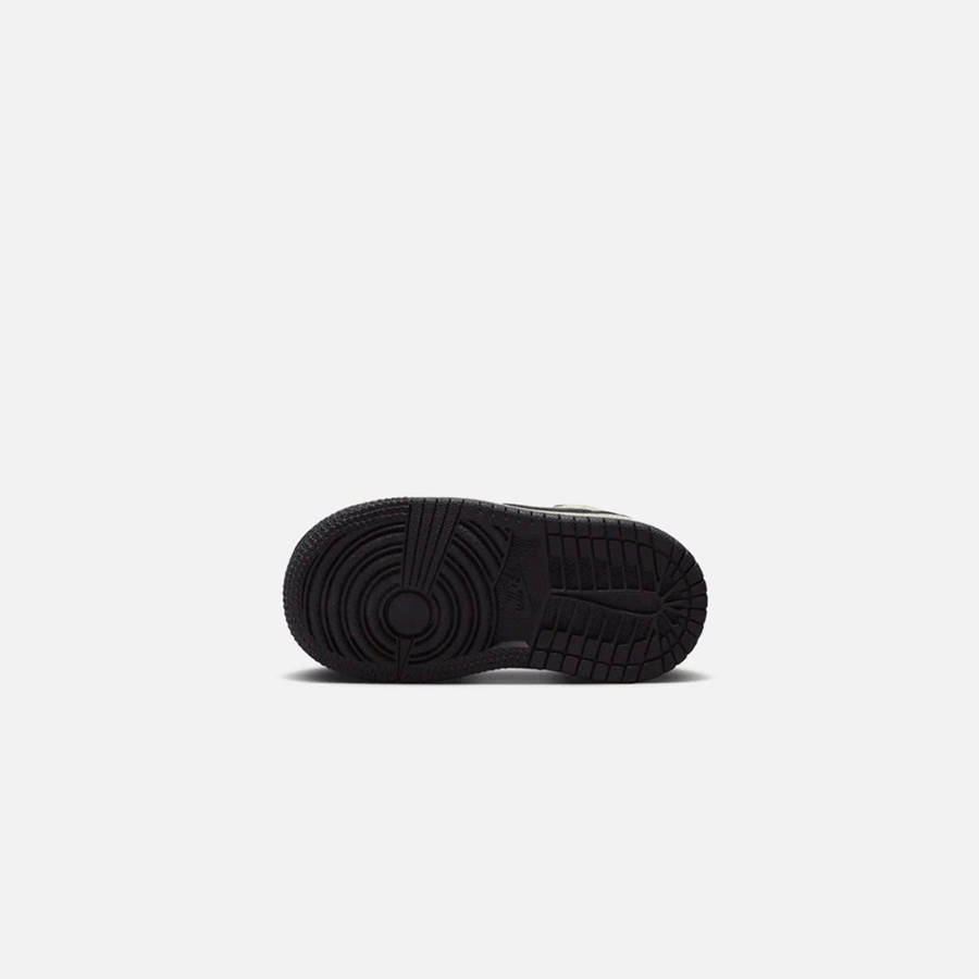White / Black Kids' Kith Jordan TD Air Jordan 1 Low OG Sneakers | 0265-NZRFD