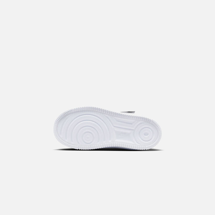 White / Black Kids' Kith Nike PS Force 1 Low Easyon Sneakers | 0956-FKWXT