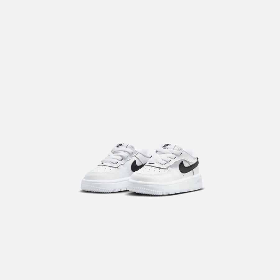 White / Black Kids' Kith Nike TD Force 1 Low Easyon Sneakers | 8961-IUWTL