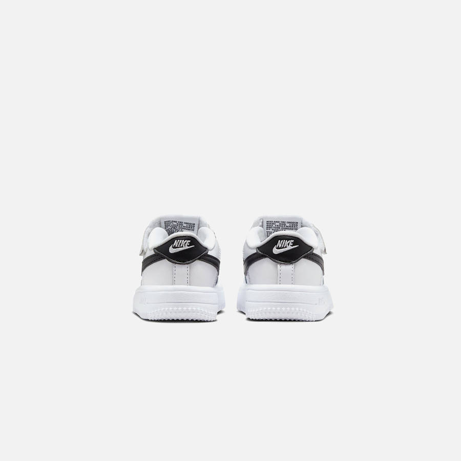 White / Black Kids' Kith Nike TD Force 1 Low Easyon Sneakers | 8961-IUWTL
