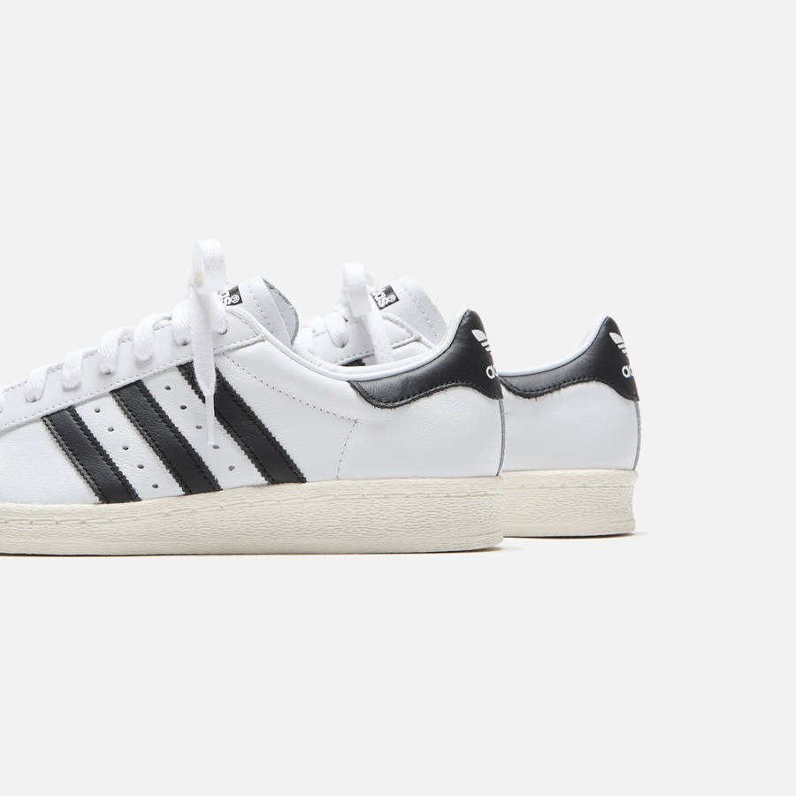 White / Black Men Kith adidas Originals Superstar 82 Sneakers | 7931-FSEKO